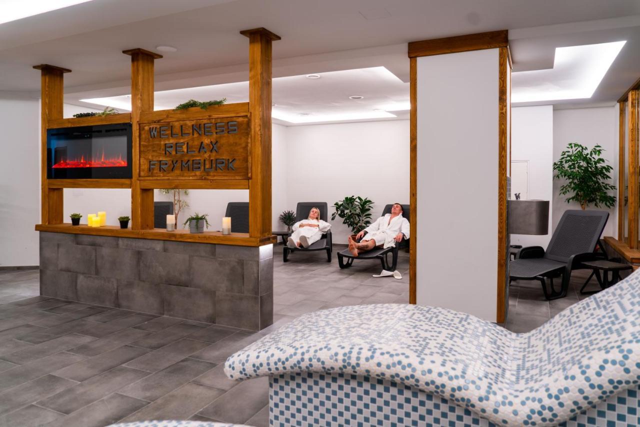 Hotel Frymburk Eksteriør bilde